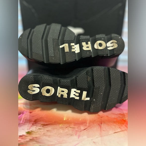 SOREL Joan Uptown Lace Boot - Picture 8 of 10